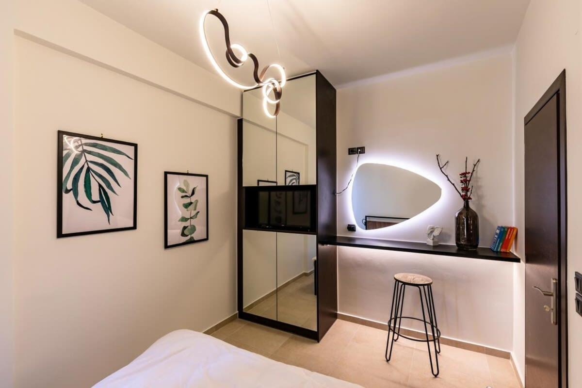 Beautiful Elegant Apartment Next To Monastiraki เอเธนส์ ภายนอก รูปภาพ