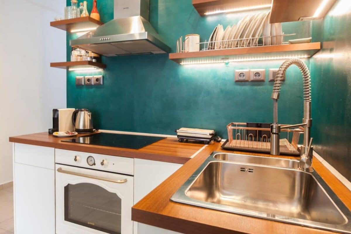 Beautiful Elegant Apartment Next To Monastiraki เอเธนส์ ภายนอก รูปภาพ